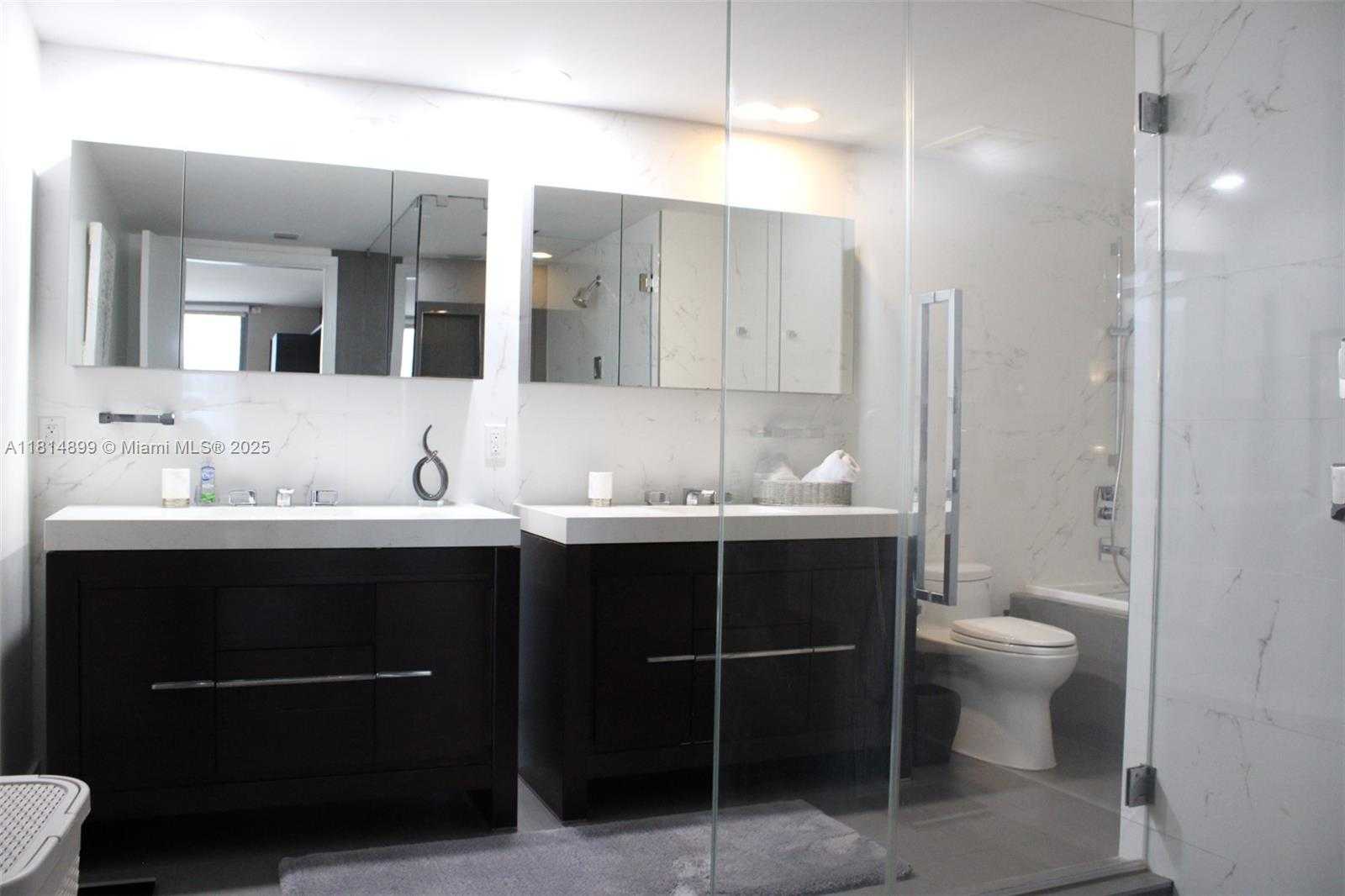 Small Image of 31 SOUTH EAST 6TH ST #1801, Miami Number 23