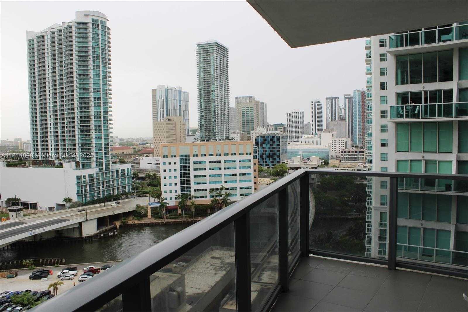 Small Image of 31 SOUTH EAST 6TH ST #1801, Miami Number 28