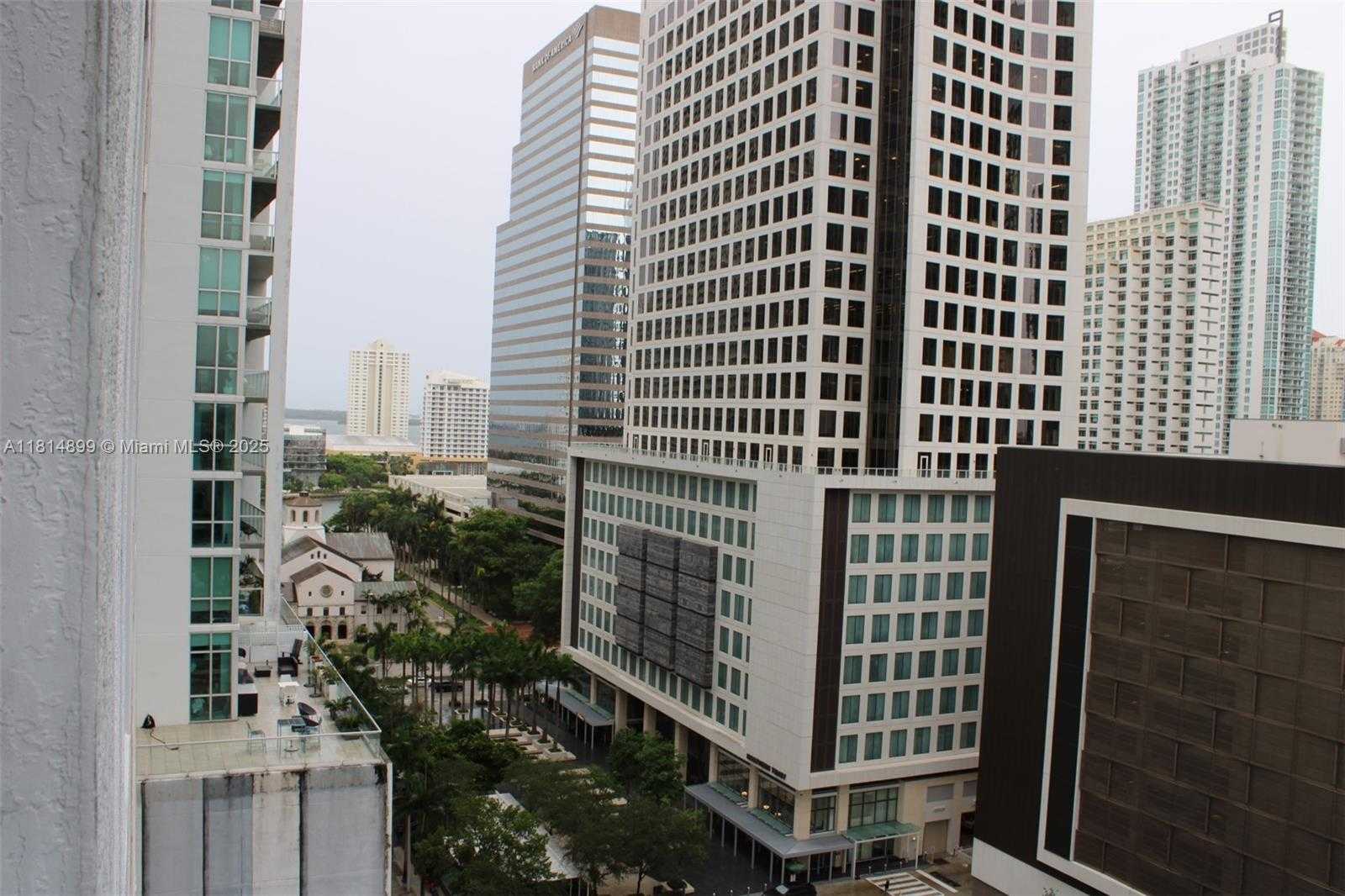Small Image of 31 SOUTH EAST 6TH ST #1801, Miami Number 35