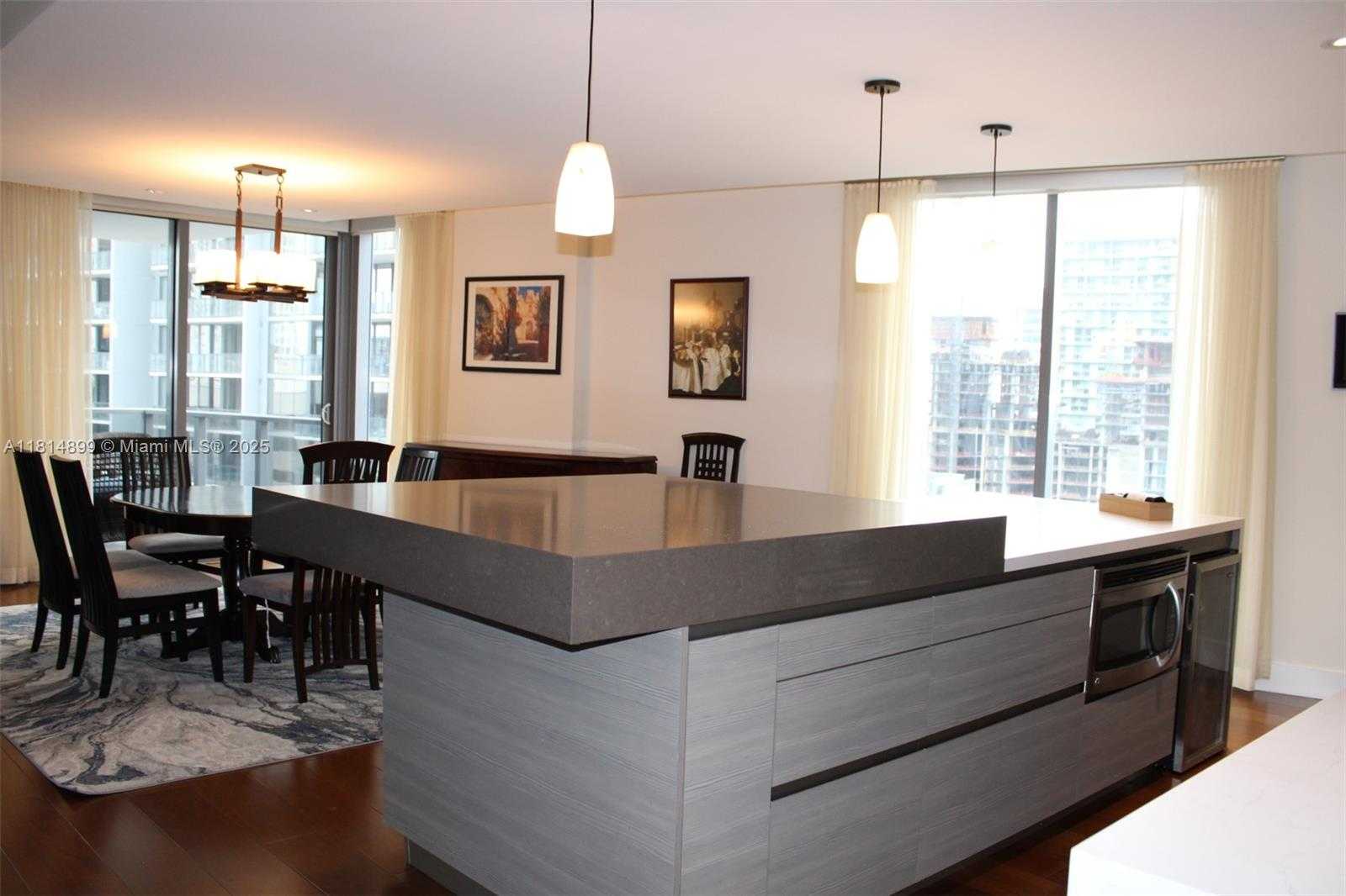 Small Image of 31 SOUTH EAST 6TH ST #1801, Miami Number 9