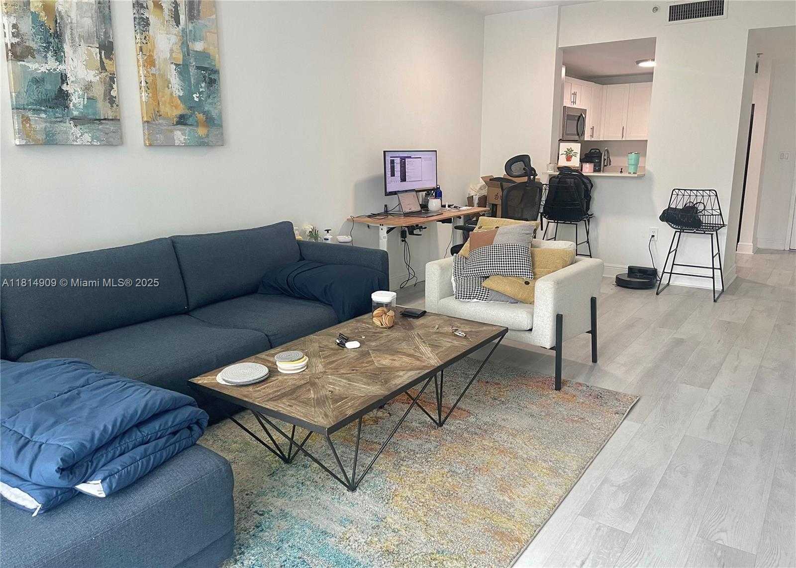 Small Image of 1250 SOUTH MIAMI AVE #1910, Miami Number 4