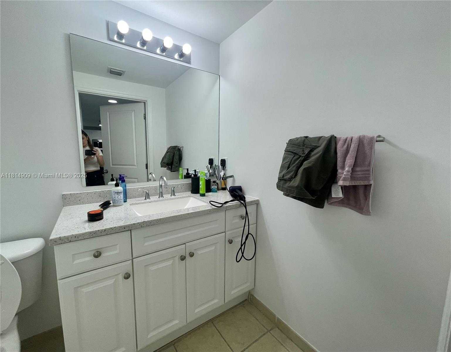 Small Image of 1250 SOUTH MIAMI AVE #1910, Miami Number 6