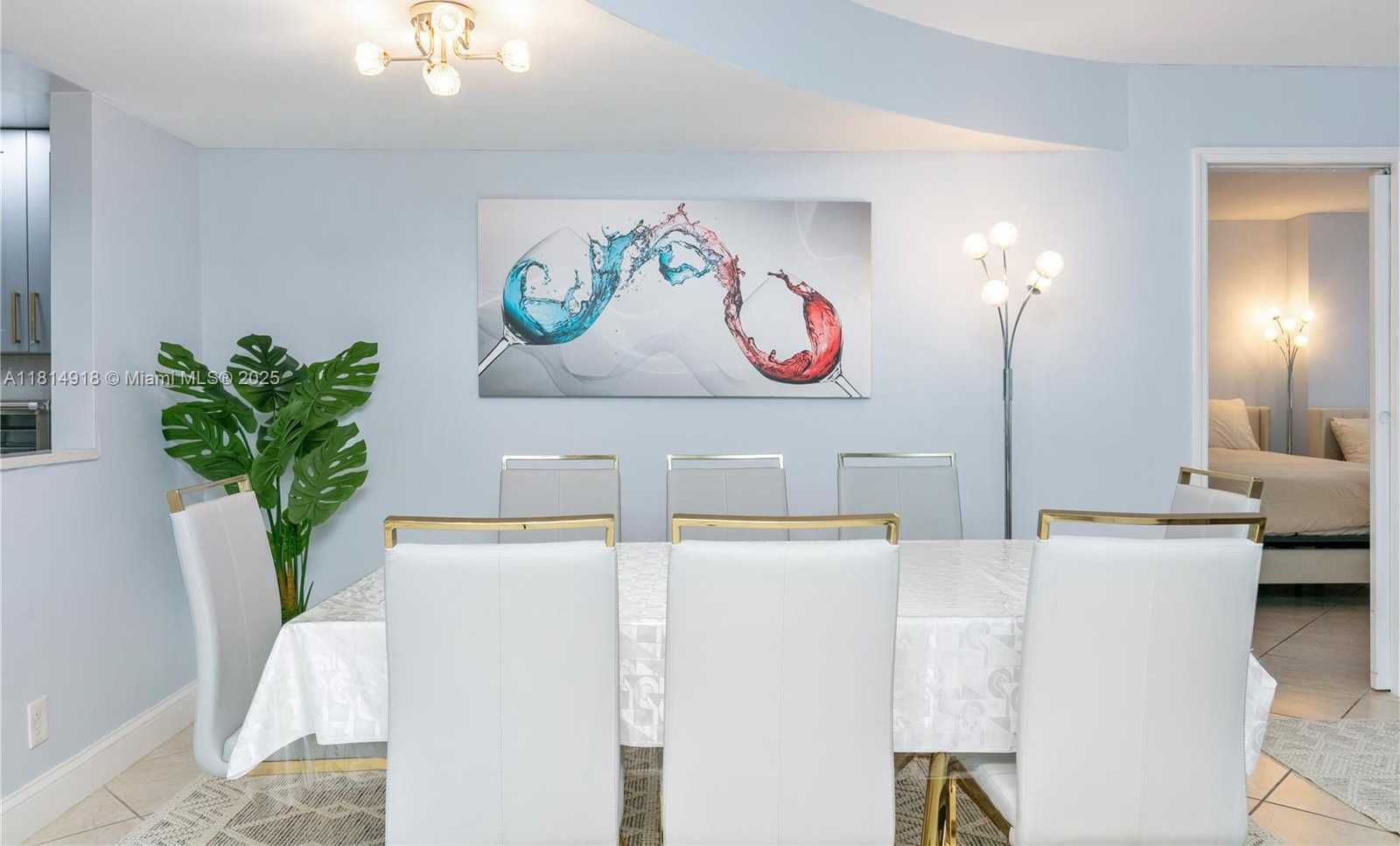 Small Image of 2401 SOUTH OCEAN DR #404, Hollywood Number 3