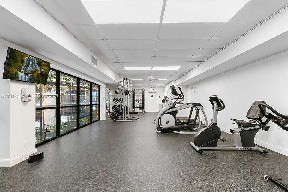 Small Image of 2401 SOUTH OCEAN DR #404, Hollywood Number 44