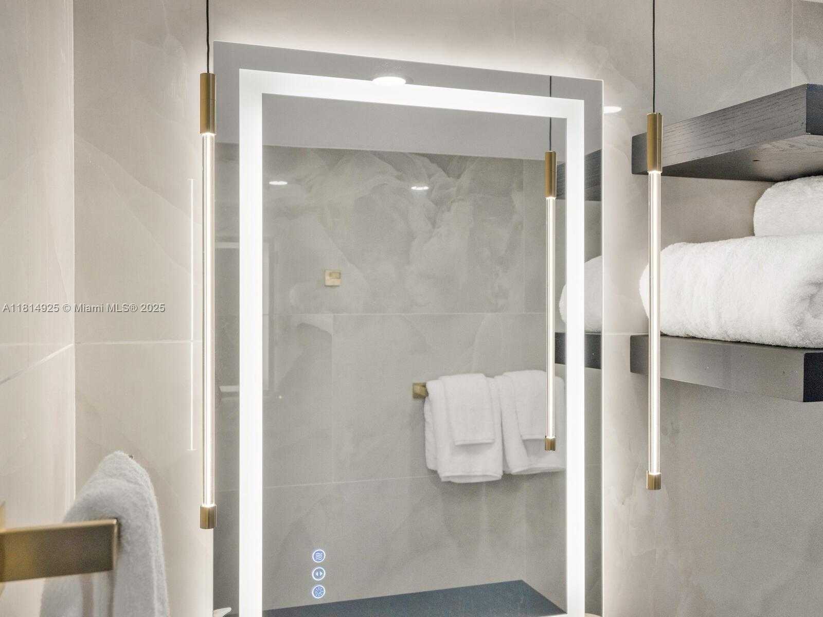Small Image of 90 ALTON RD #2207, Miami Beach Number 13