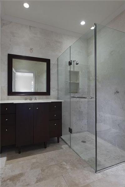 Small Image of 745 LAKEVIEW DR, Miami Beach Number 7