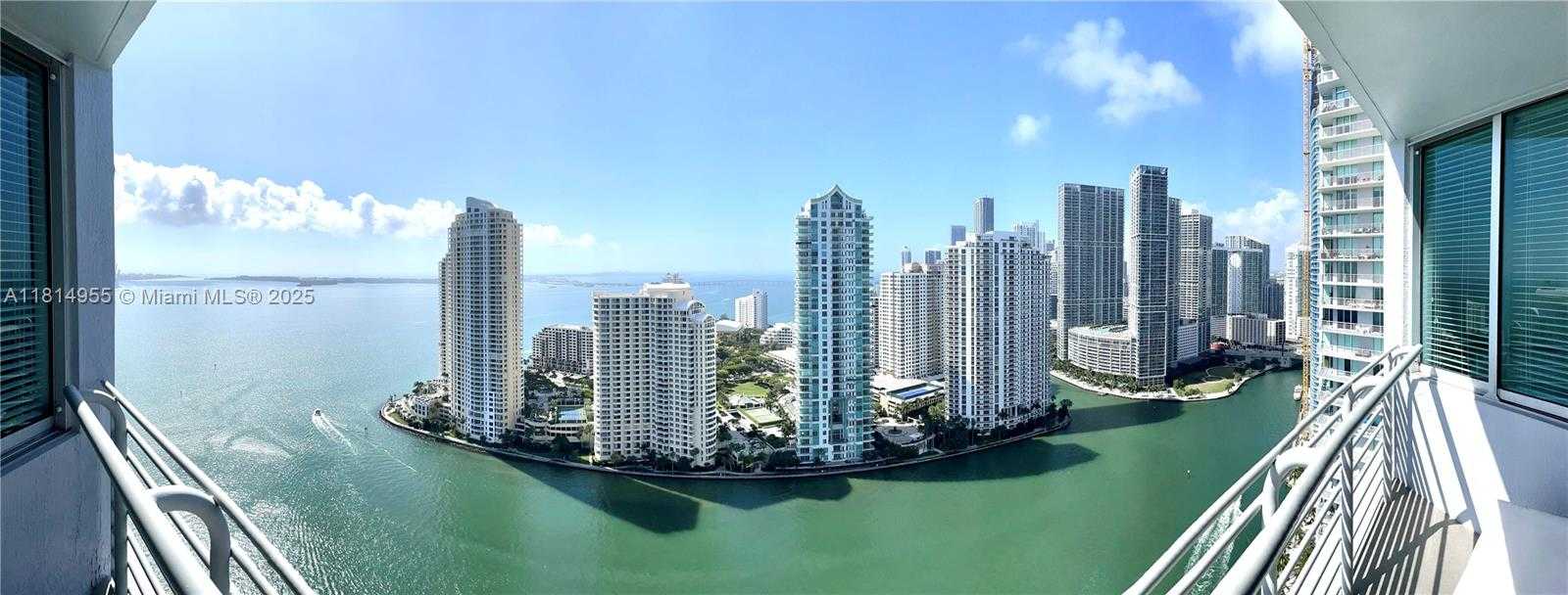 Small Image of 335 SOUTH BISCAYNE BLVD #3707, Miami Number 2