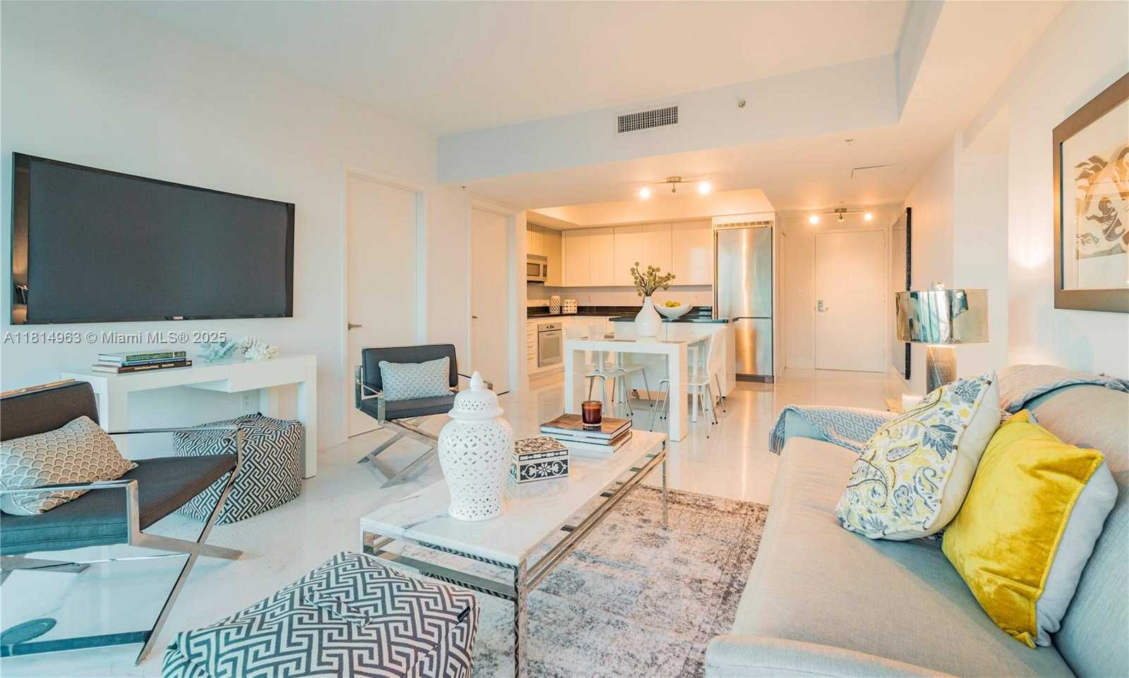 Small Image of 92 SOUTH WEST 3RD ST #4404, Miami Number 19