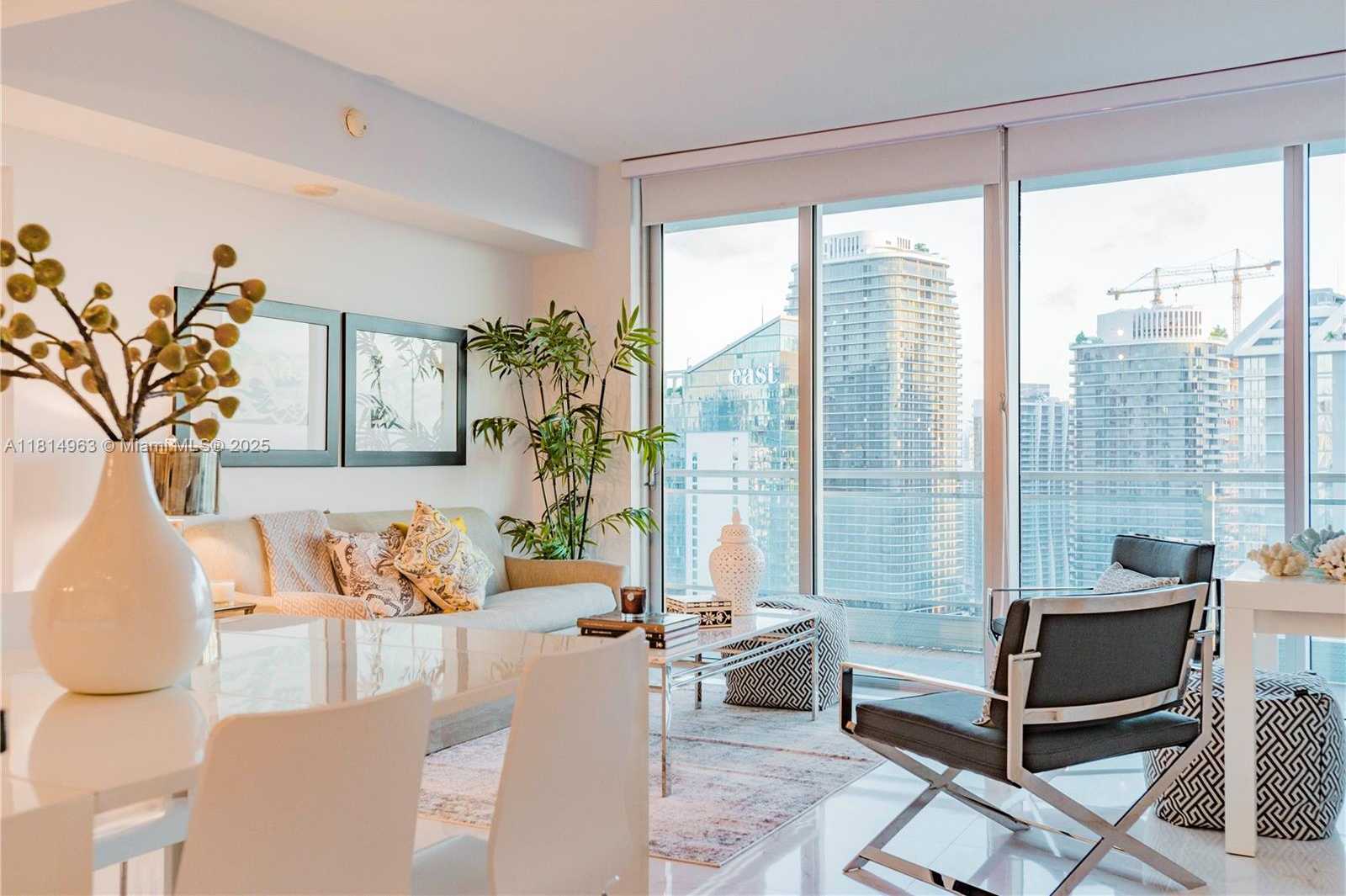 Small Image of 92 SOUTH WEST 3RD ST #4404, Miami Number 4