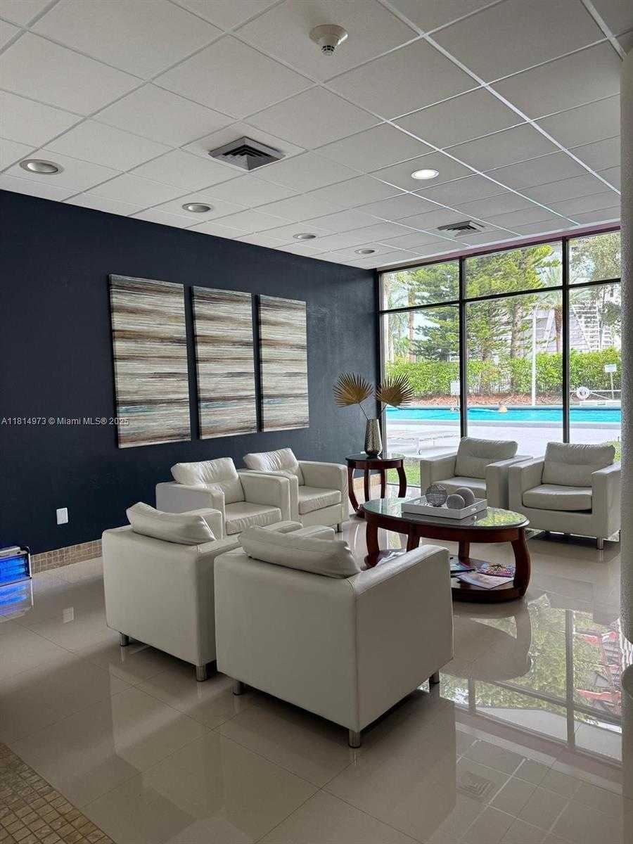 Small Image of 20100 WEST COUNTRY CLUB DR #1503, Aventura Number 5