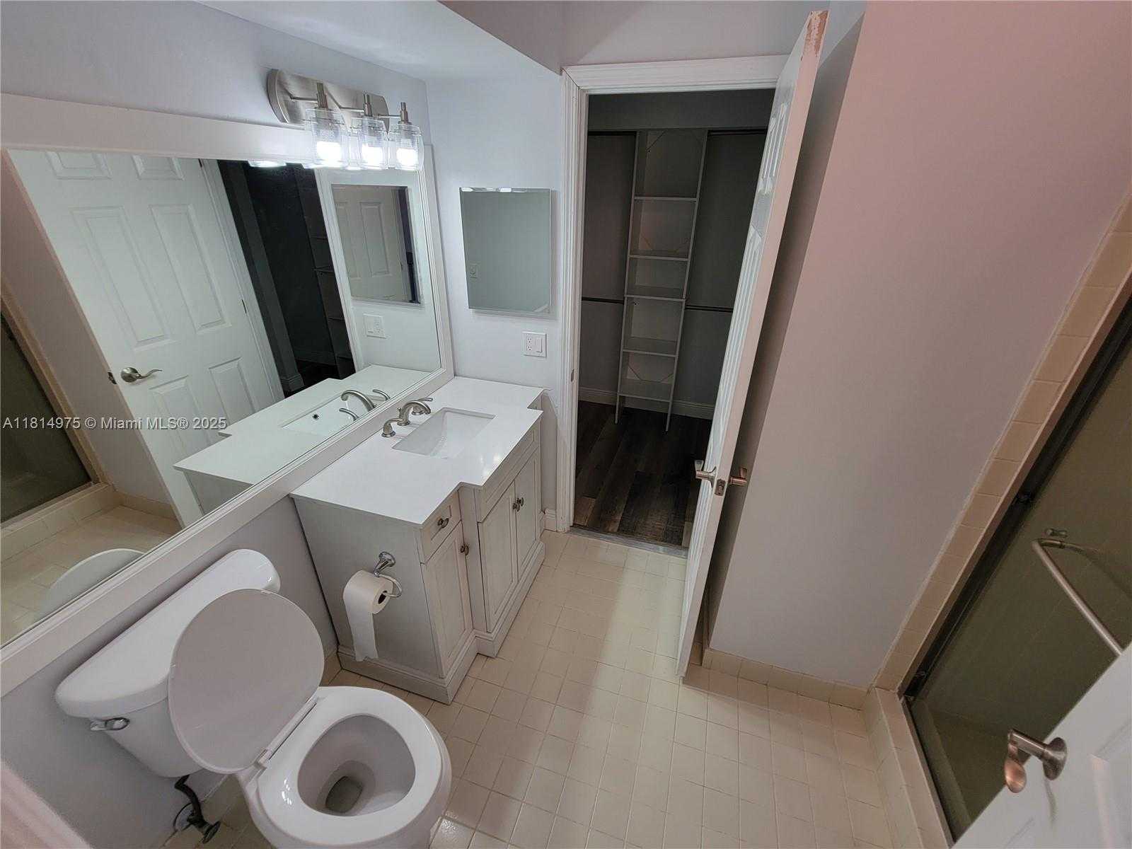 Small Image of 13390 SOUTH WEST 91ST TER #C, Miami Number 10