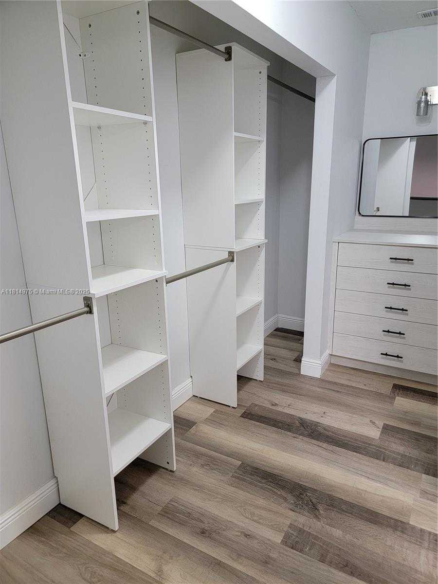 Small Image of 13390 SOUTH WEST 91ST TER #C, Miami Number 12