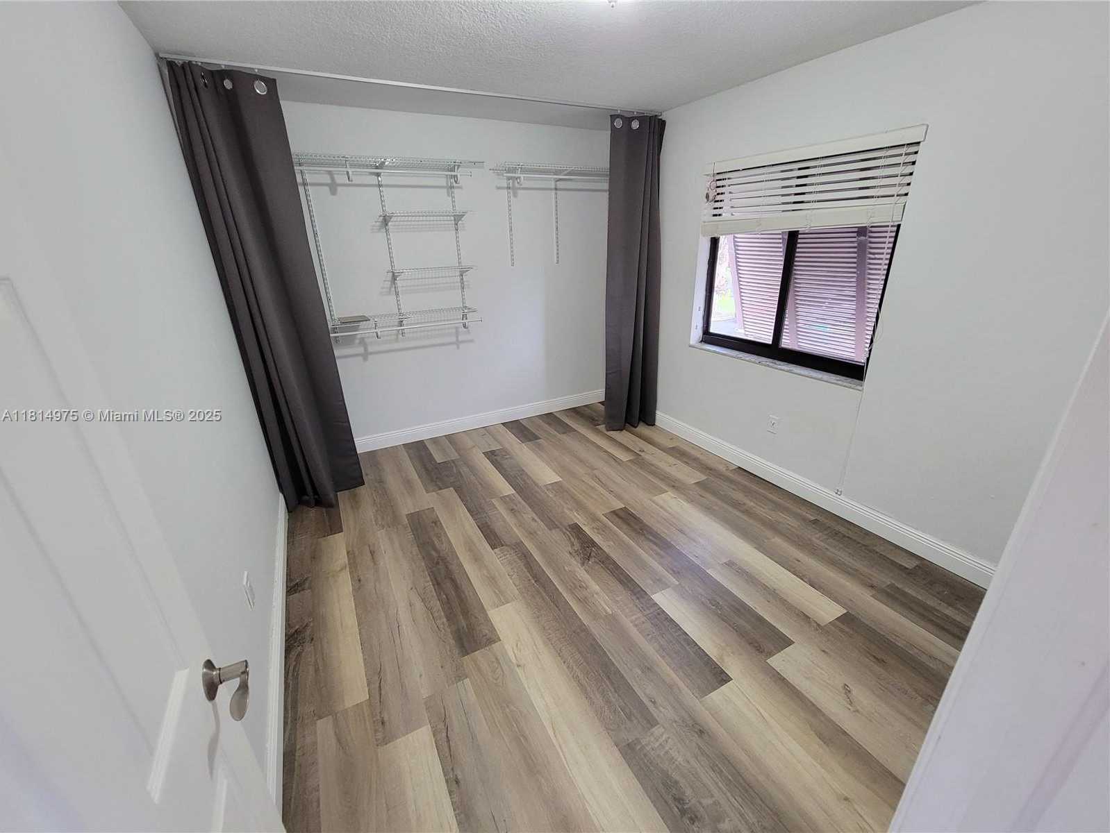 Small Image of 13390 SOUTH WEST 91ST TER #C, Miami Number 13