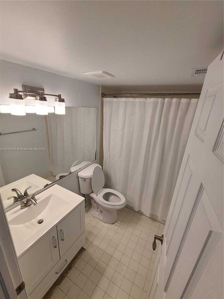 Small Image of 13390 SOUTH WEST 91ST TER #C, Miami Number 15