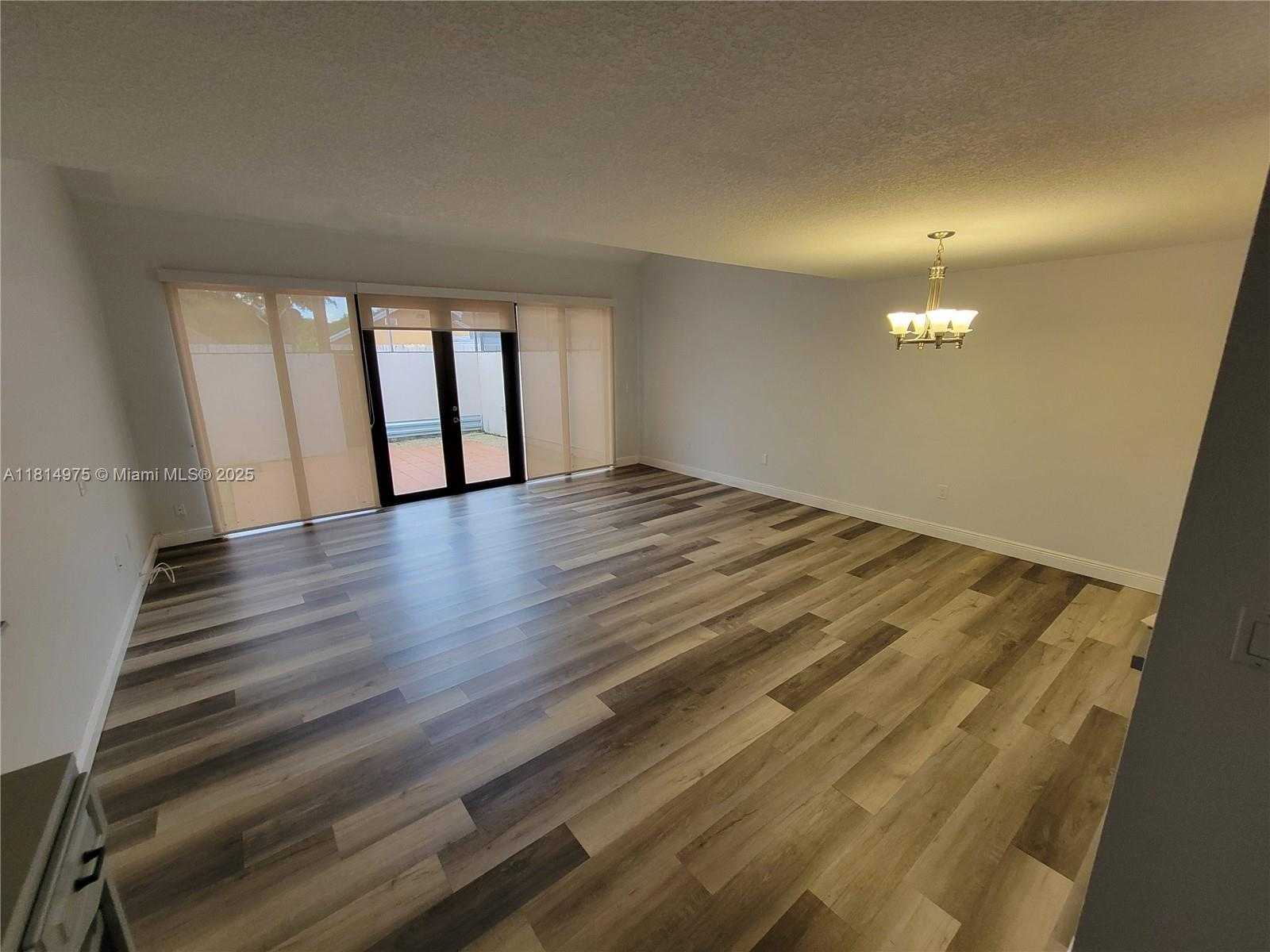 Small Image of 13390 SOUTH WEST 91ST TER #C, Miami Number 3