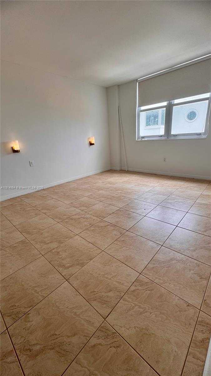 Small Image of 2829 INDIAN CREEK DR #509, Miami Beach Number 6