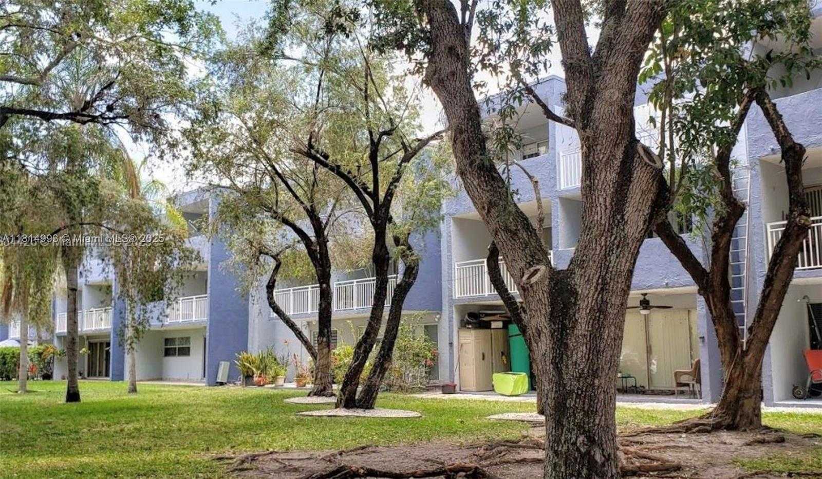 Small Image of 9351 FONTAINEBLEAU BLVD #B311, Miami Number 2