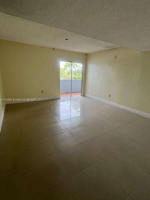Small Image of 9351 FONTAINEBLEAU BLVD #B311, Miami Number 7