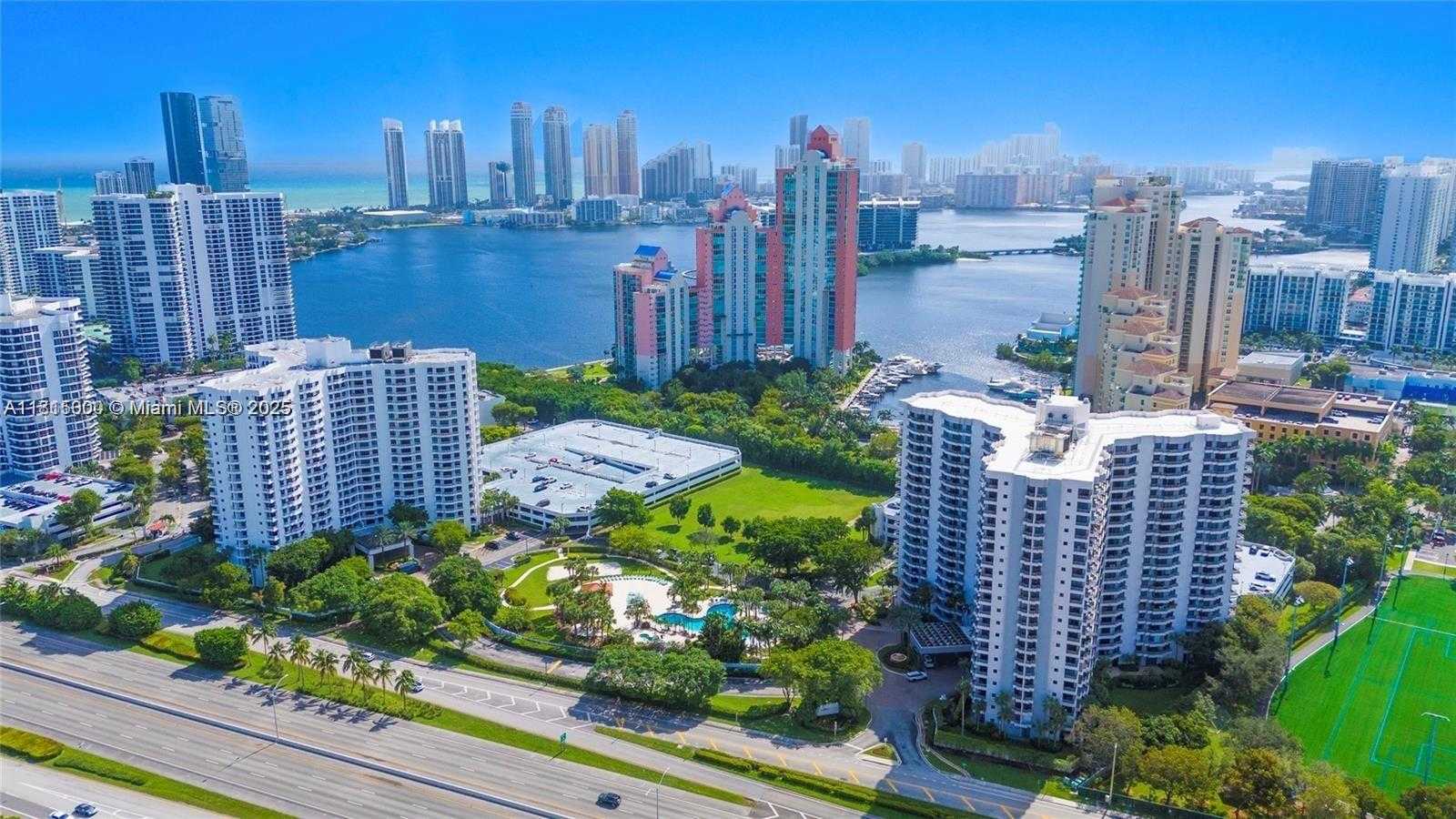 Small Image of 3300 NORTH EAST 191ST ST #905, Aventura Number 13