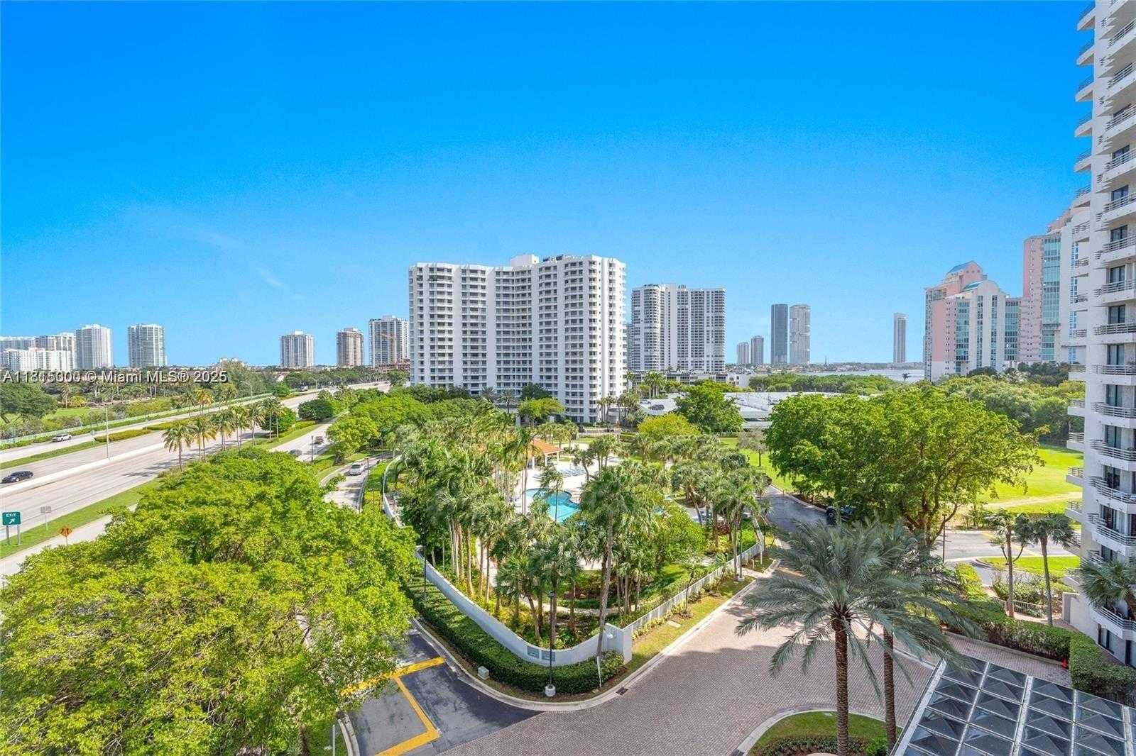 Small Image of 3300 NORTH EAST 191ST ST #905, Aventura Number 19