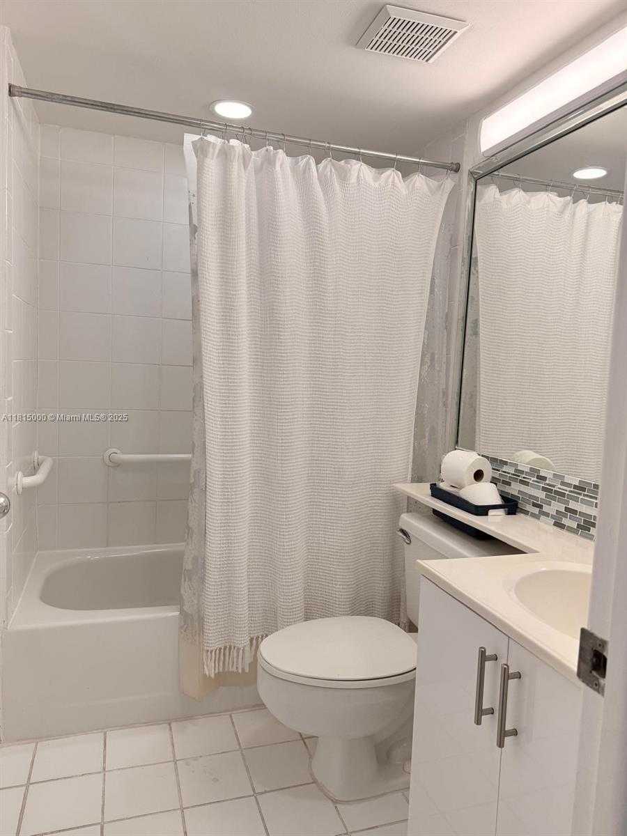 Small Image of 3300 NORTH EAST 191ST ST #905, Aventura Number 30