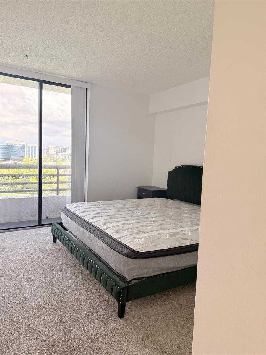 Small Image of 3300 NORTH EAST 191ST ST #905, Aventura Number 37
