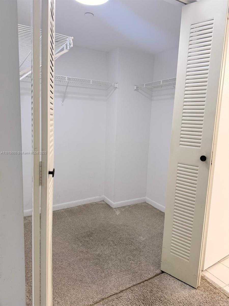 Small Image of 3300 NORTH EAST 191ST ST #905, Aventura Number 41
