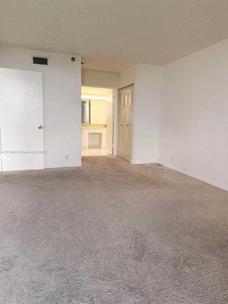Small Image of 3300 NORTH EAST 191ST ST #905, Aventura Number 43