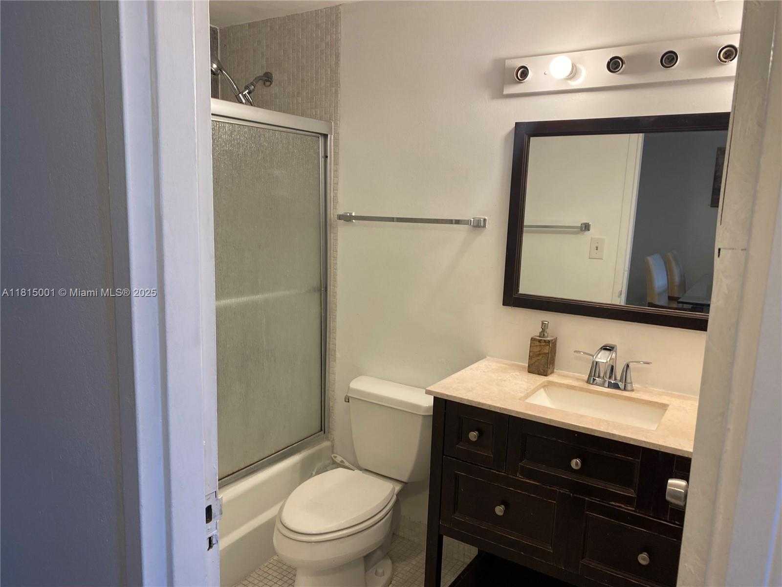 Small Image of 825 BRICKELL BAY DR #443, Miami Number 11