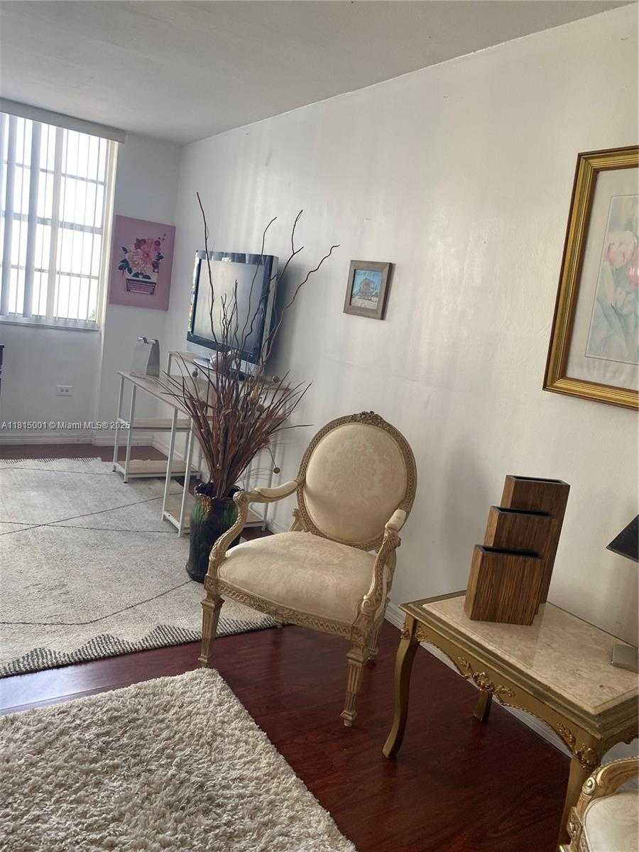 Small Image of 825 BRICKELL BAY DR #443, Miami Number 21