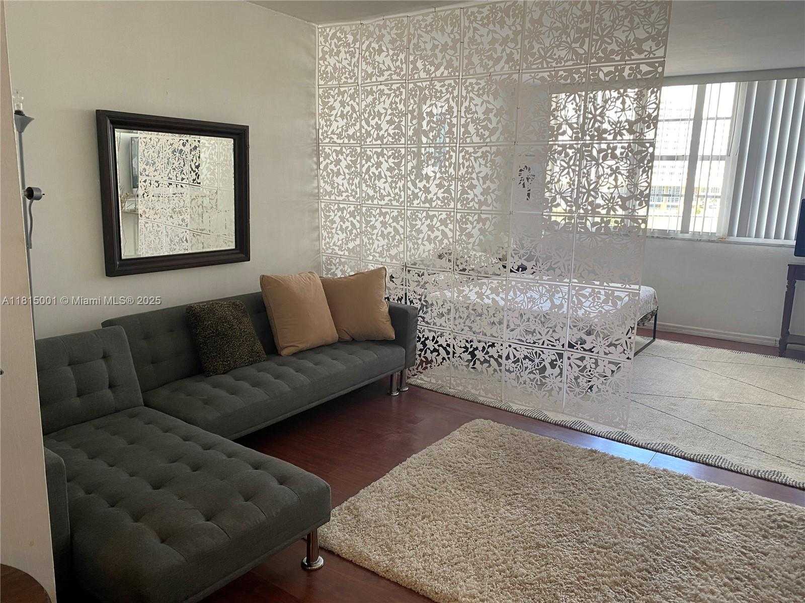 Small Image of 825 BRICKELL BAY DR #443, Miami Number 25