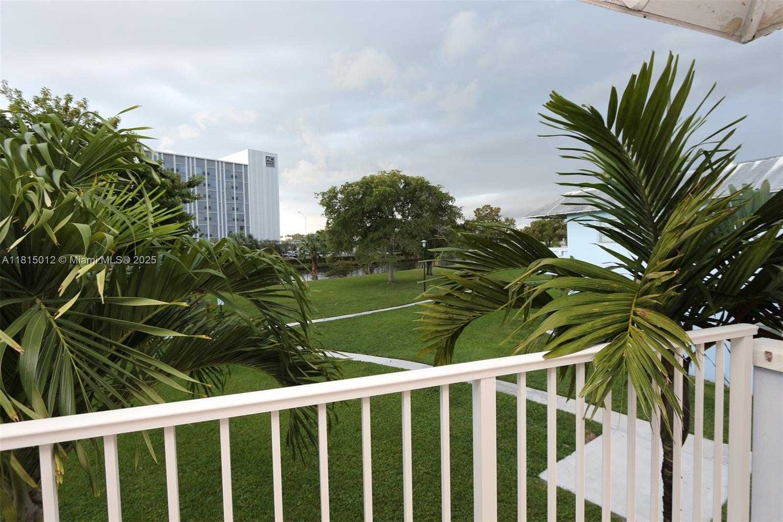 Small Image of 7570 SOUTH WEST 82ND ST #F212, Miami Number 9