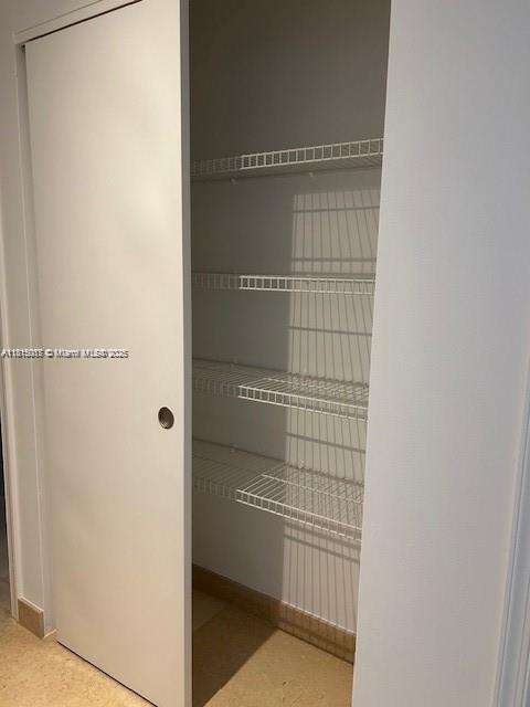 Small Image of 21220 HARBOR WAY #221-22, Aventura Number 17