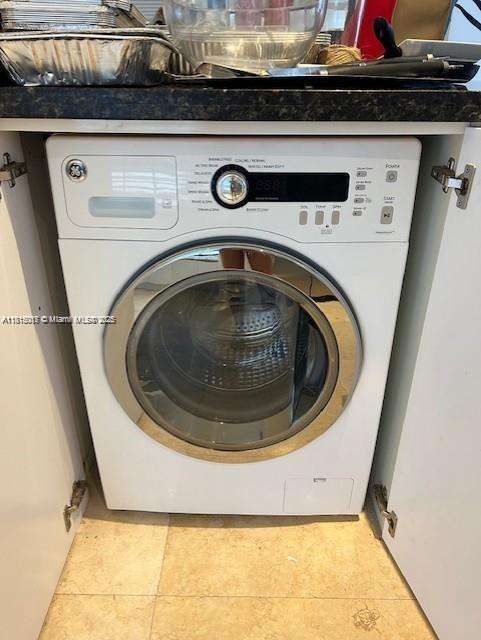 Small Image of 21220 HARBOR WAY #221-22, Aventura Number 20