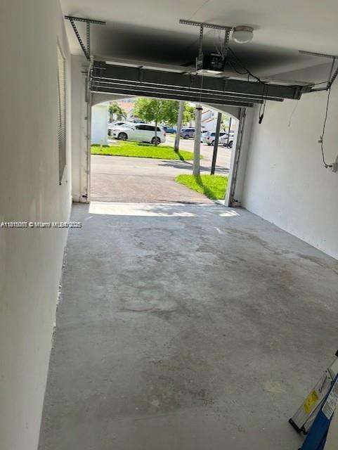 Small Image of 21220 HARBOR WAY #221-22, Aventura Number 24
