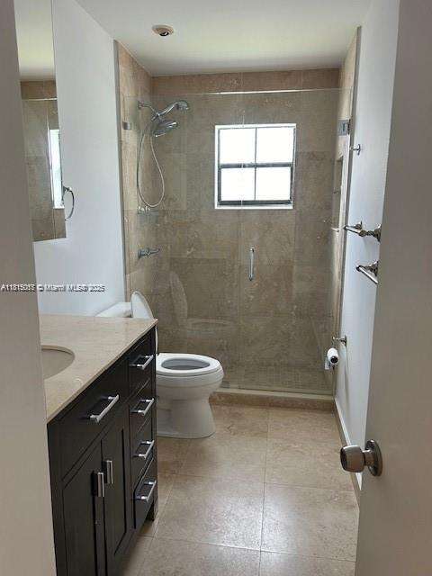Small Image of 21220 HARBOR WAY #221-22, Aventura Number 25