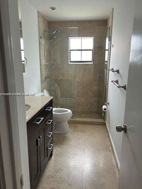 Small Image of 21220 HARBOR WAY #221-22, Aventura Number 26