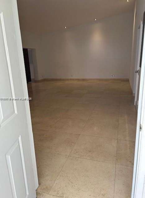 Small Image of 21220 HARBOR WAY #221-22, Aventura Number 28
