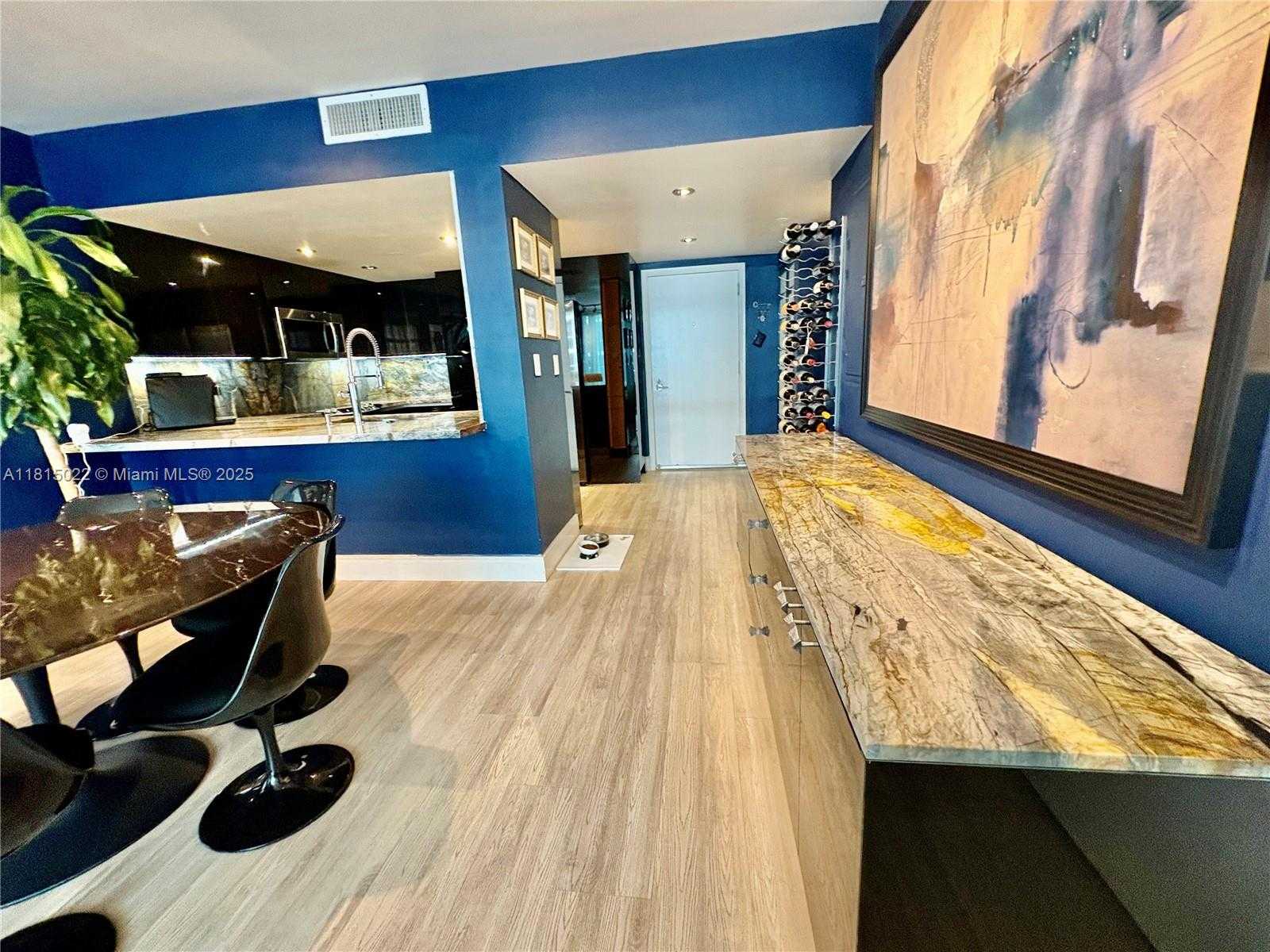 Small Image of 1800 NORTH BAYSHORE DR #3512, Miami Number 13