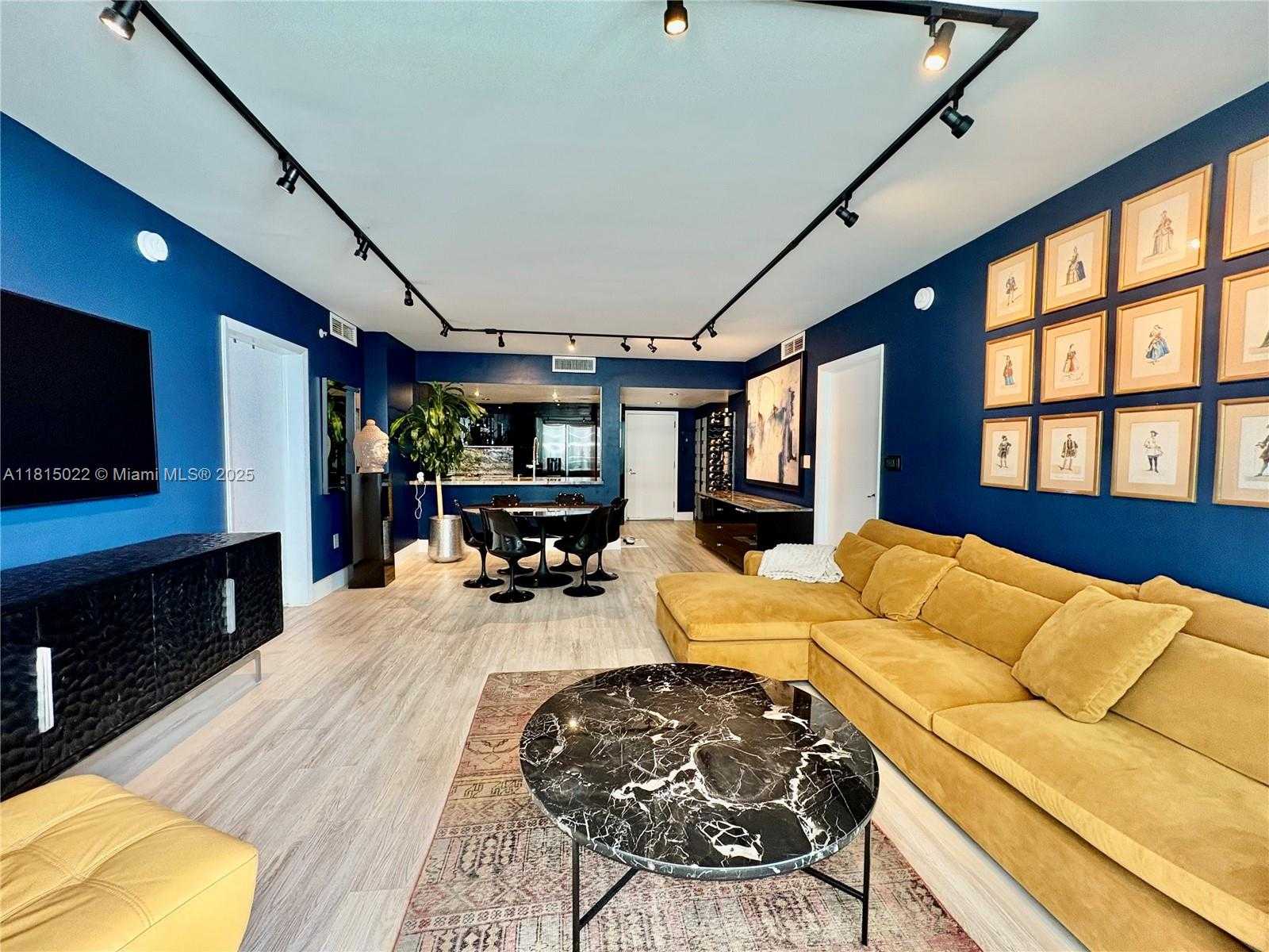 Small Image of 1800 NORTH BAYSHORE DR #3512, Miami Number 17