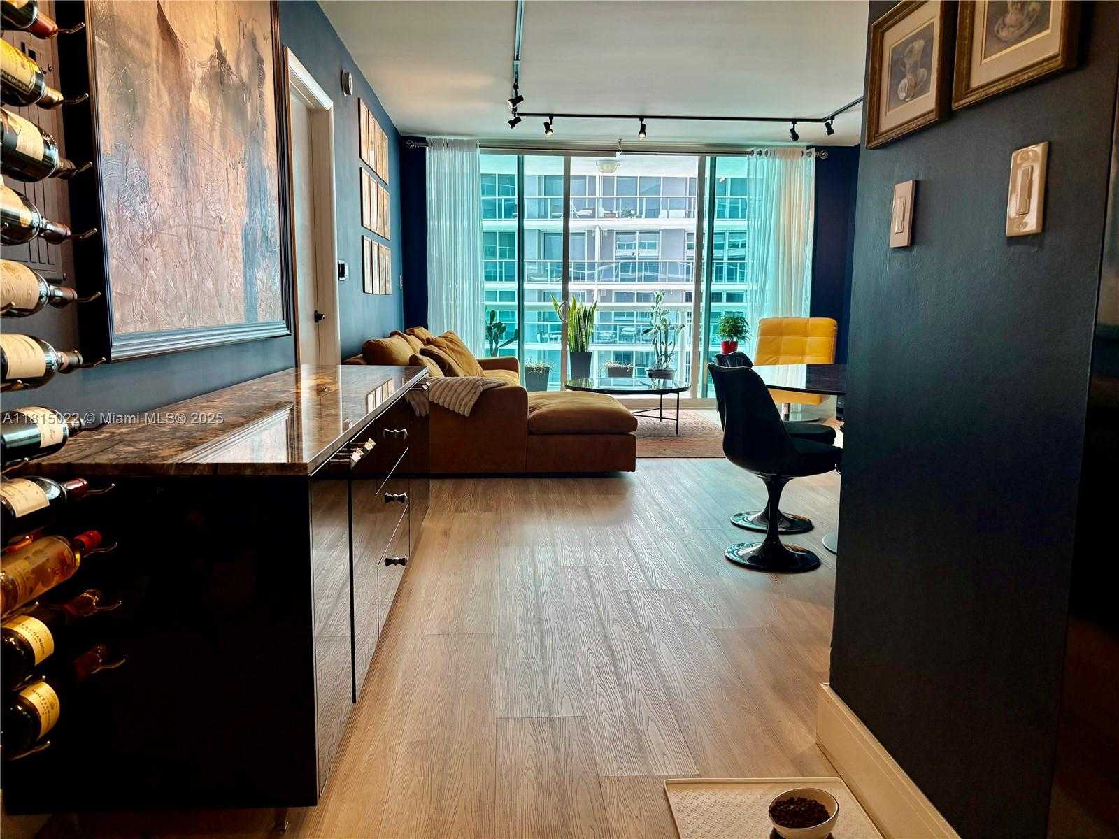 Small Image of 1800 NORTH BAYSHORE DR #3512, Miami Number 4