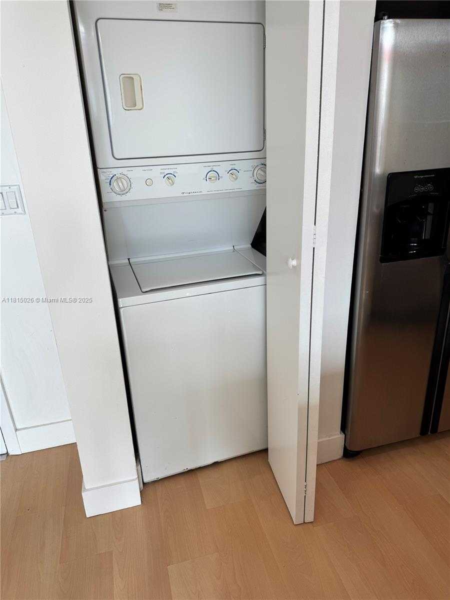 Small Image of 350 NORTH EAST 24TH ST #407, Miami Number 3
