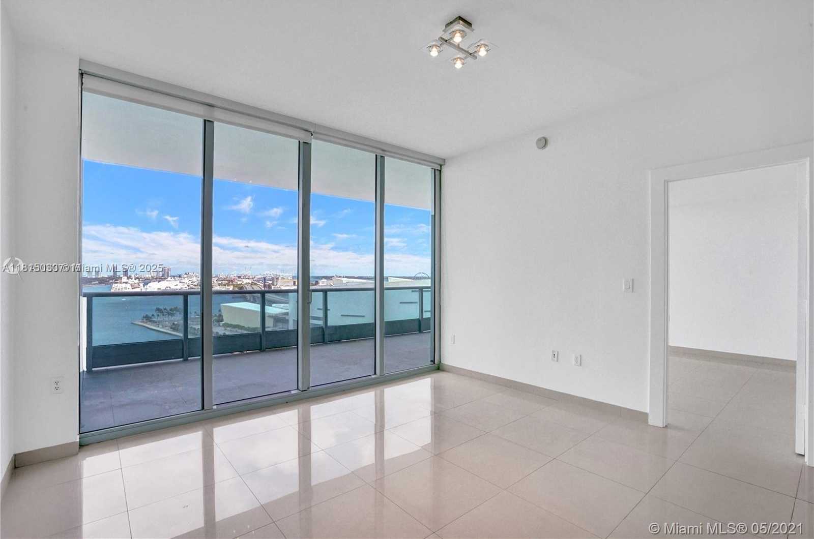 Small Image of 900 BISCAYNE BLVD #1905, Miami Number 10