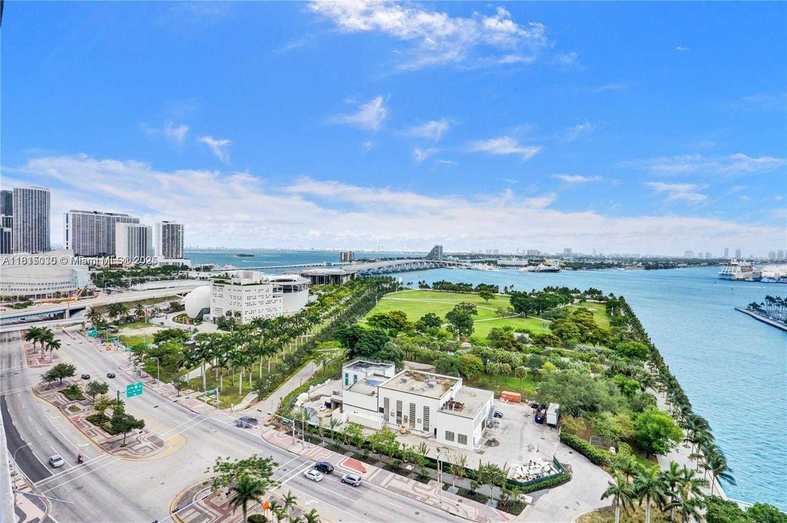 Small Image of 900 BISCAYNE BLVD #1905, Miami Number 27