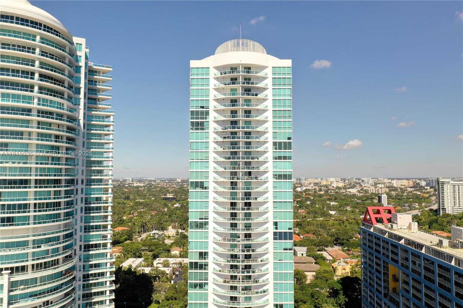 Small Image of 2101 BRICKELL AVE #1607, Miami Number 12