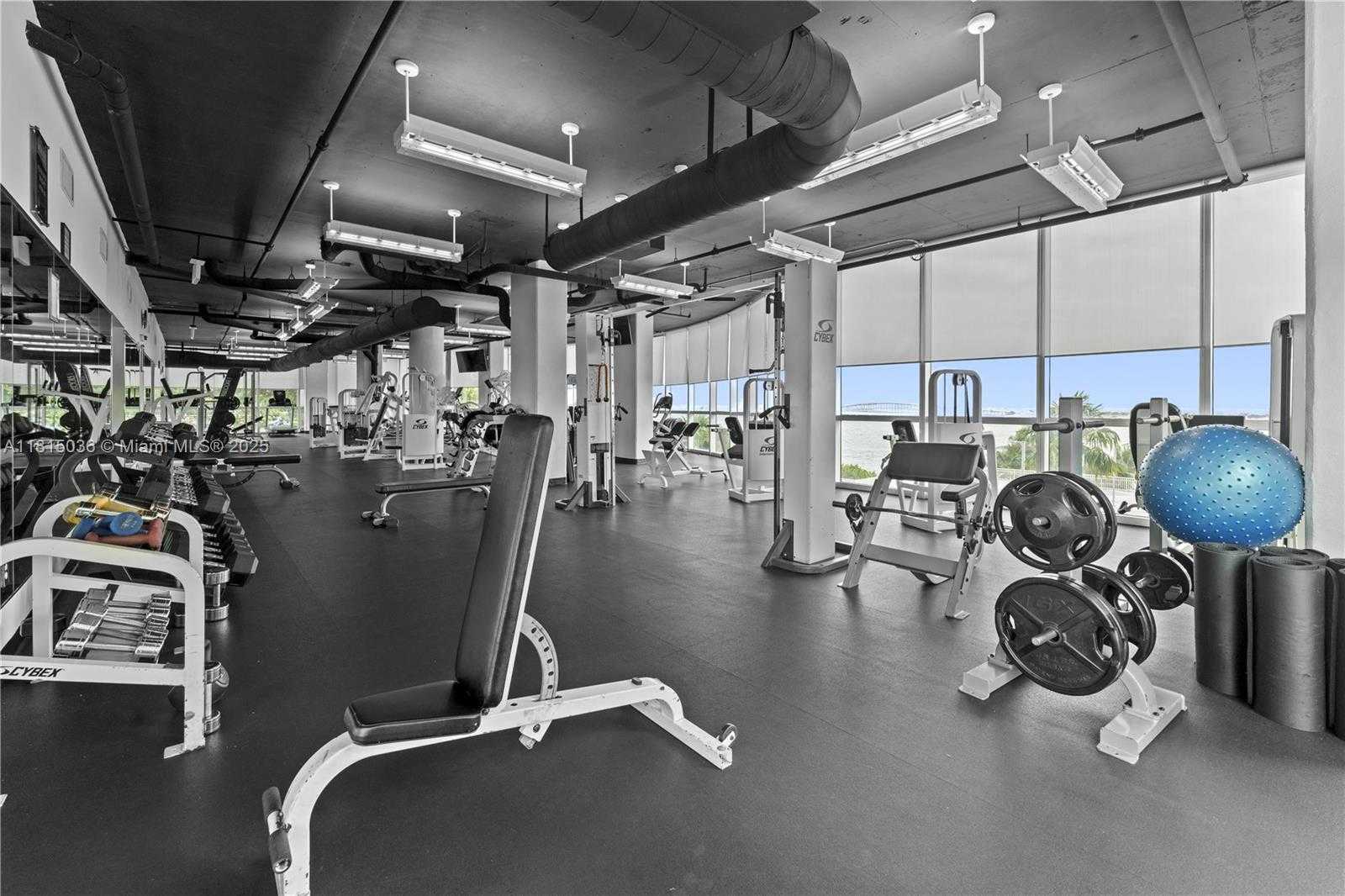 Small Image of 2101 BRICKELL AVE #1607, Miami Number 25