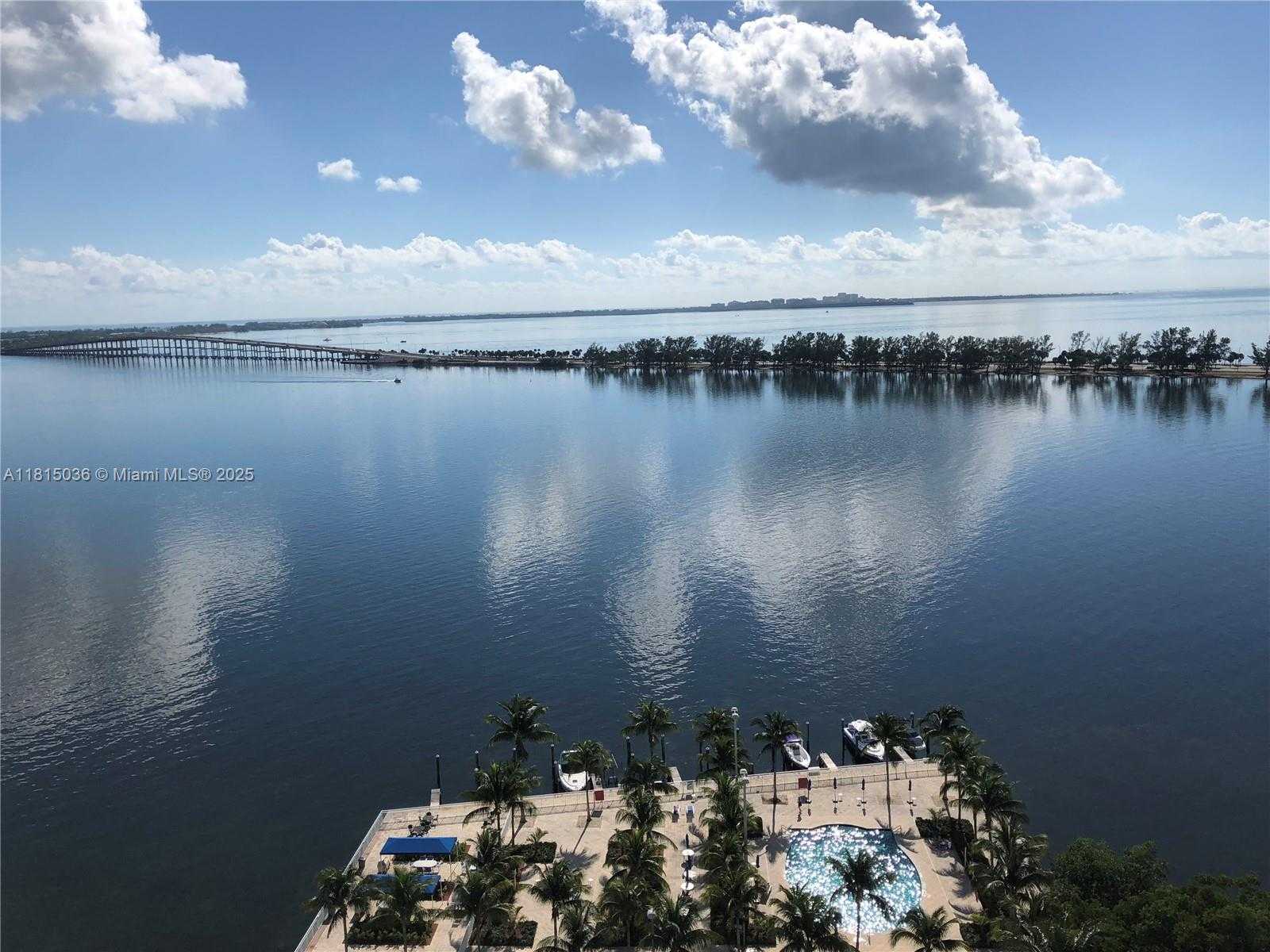 Small Image of 2101 BRICKELL AVE #1607, Miami Number 3