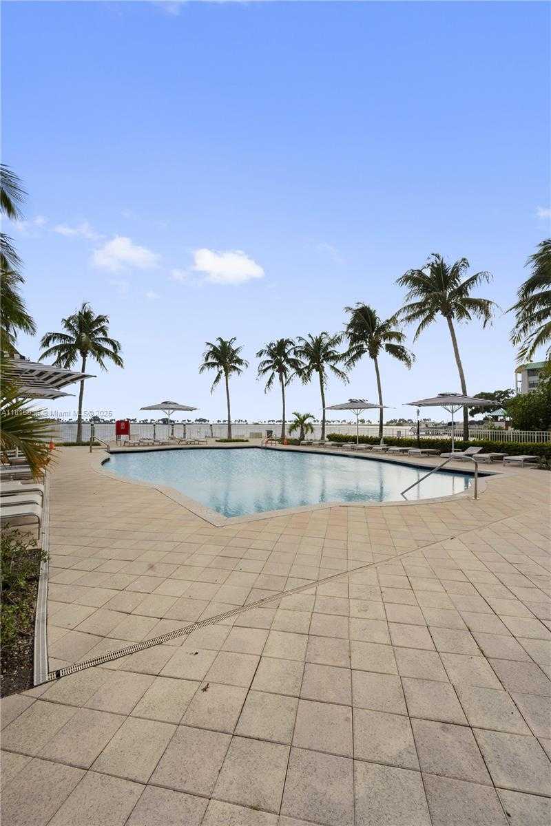 Small Image of 2101 BRICKELL AVE #1607, Miami Number 33