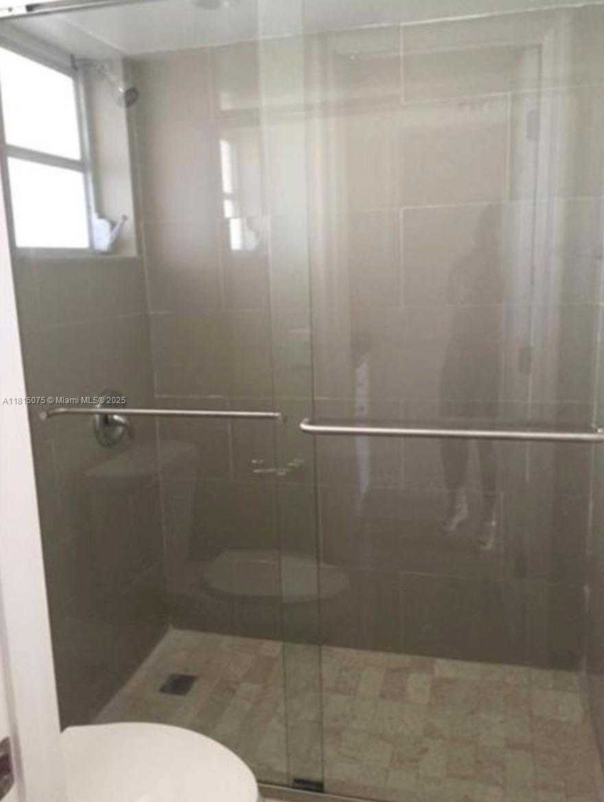 Small Image of 8810 FONTAINEBLEAU BLVD #303, Miami Number 16