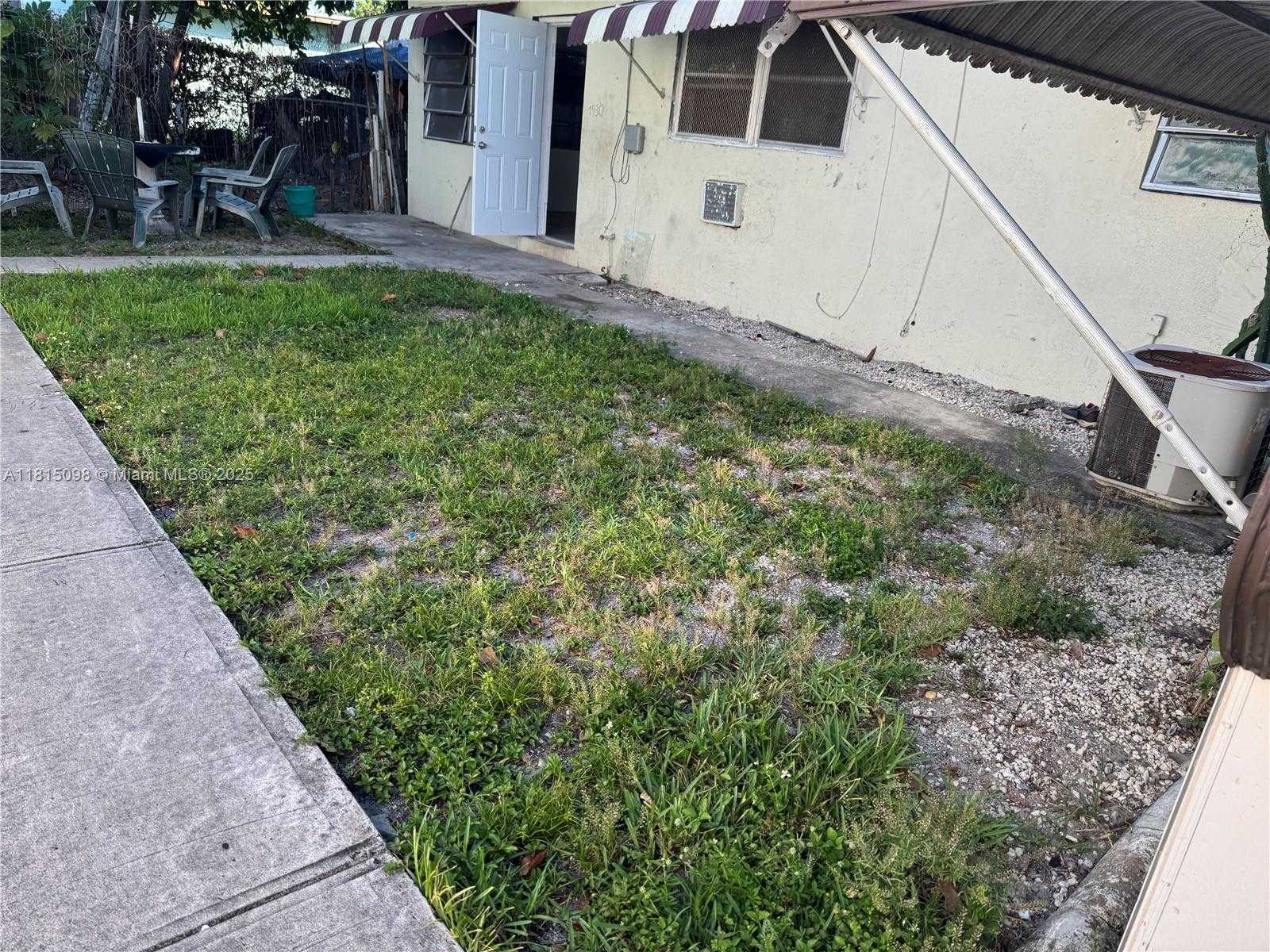 Small Image of 1930 NORTH WEST 52ND ST, Miami Number 7